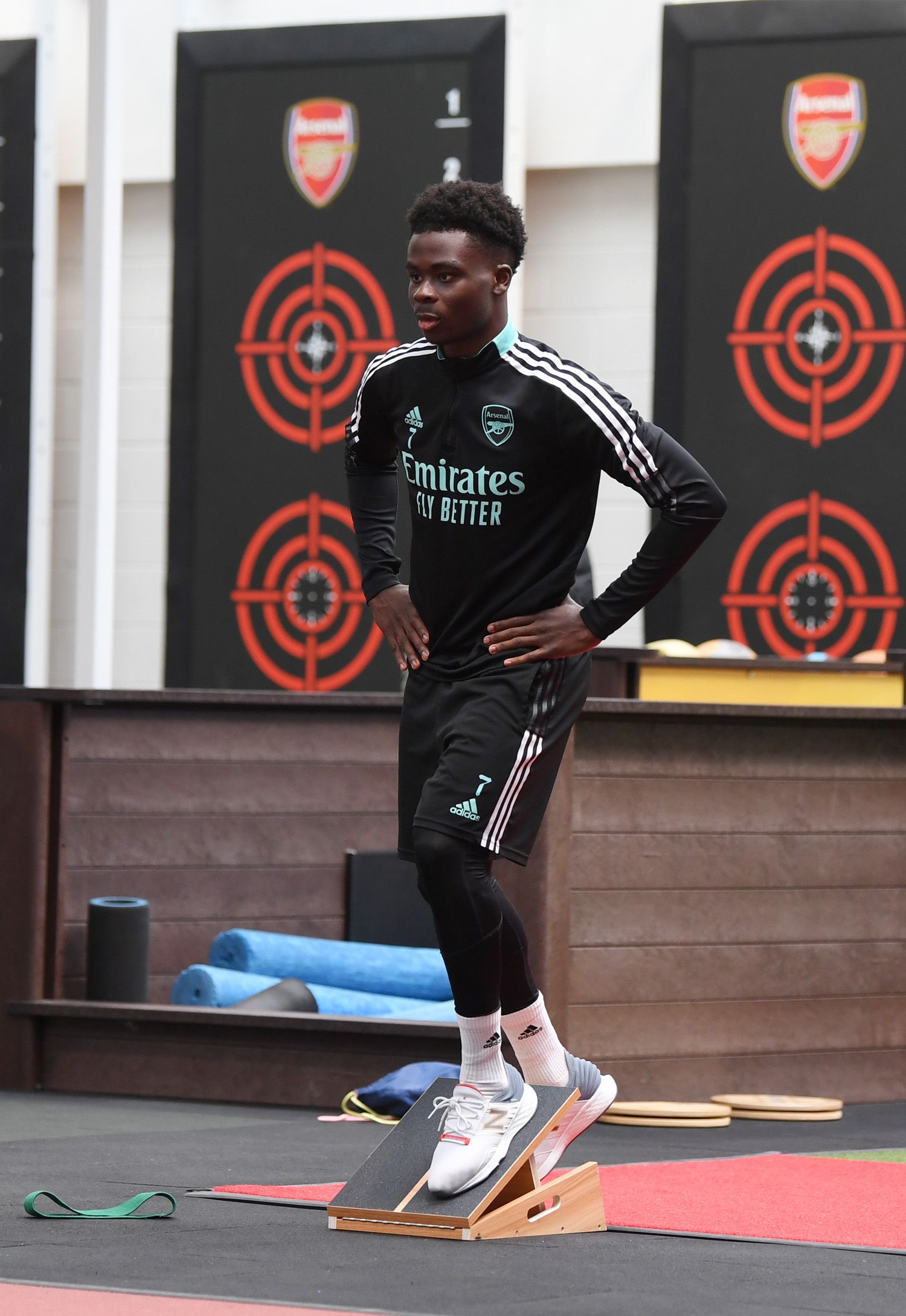 Bukayo Saka working in the gym